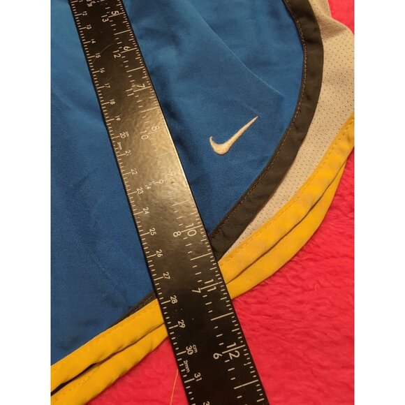 Nike Fit Dry Live Strong Women's Lined Running Shorts Size M - Picture 9 of 10